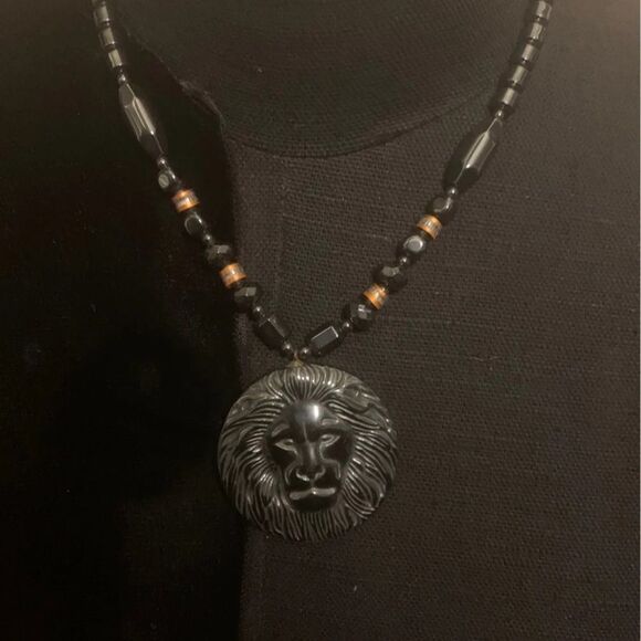 Handmade Black Ice Lion Head  Natural Beaded Necklace - Picture 3 of 6